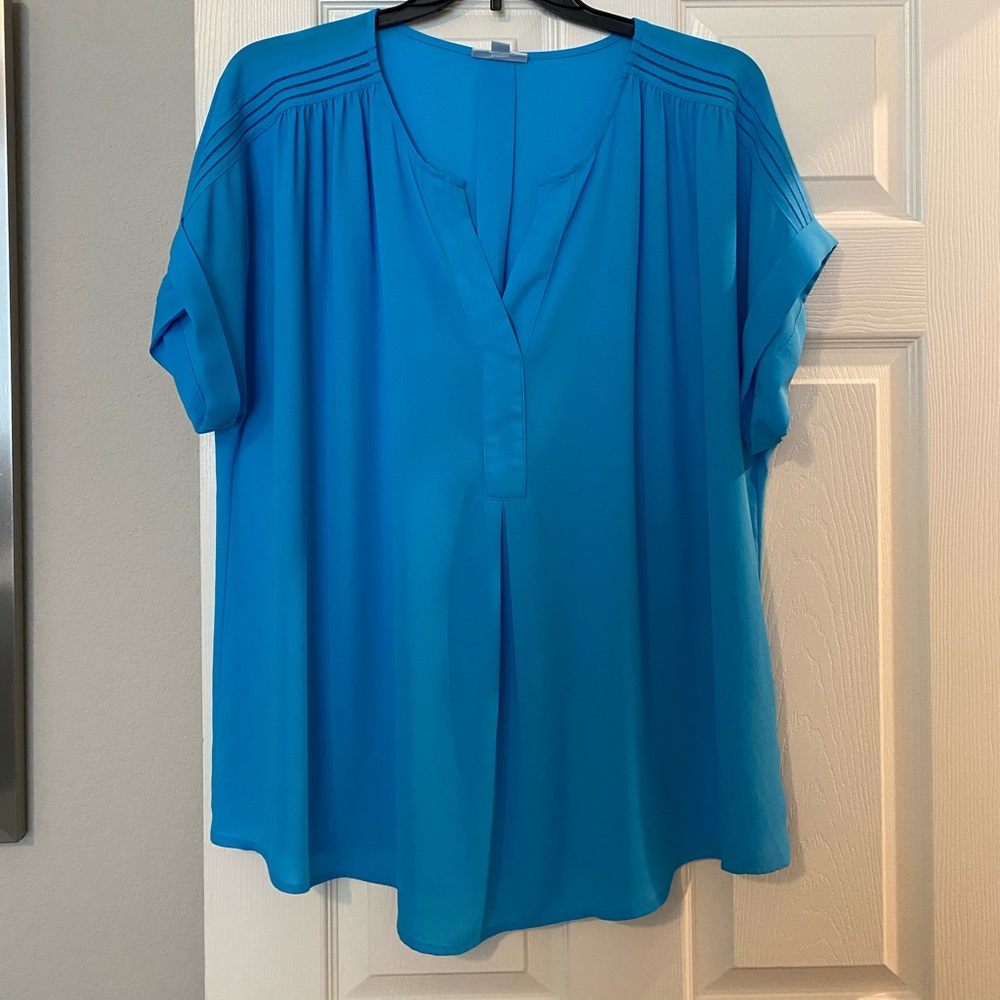Beautiful turquoise blouse size 2X